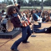 MC5 : "KiCK ouT THe JaMS" (40ème anniversaire !)