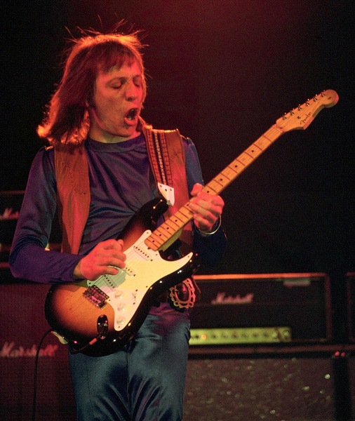 RoBiN TRoWeR 2/2 iNTeRVieW