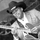 oTiS RuSH - I CaN'T QuiT you BaBy